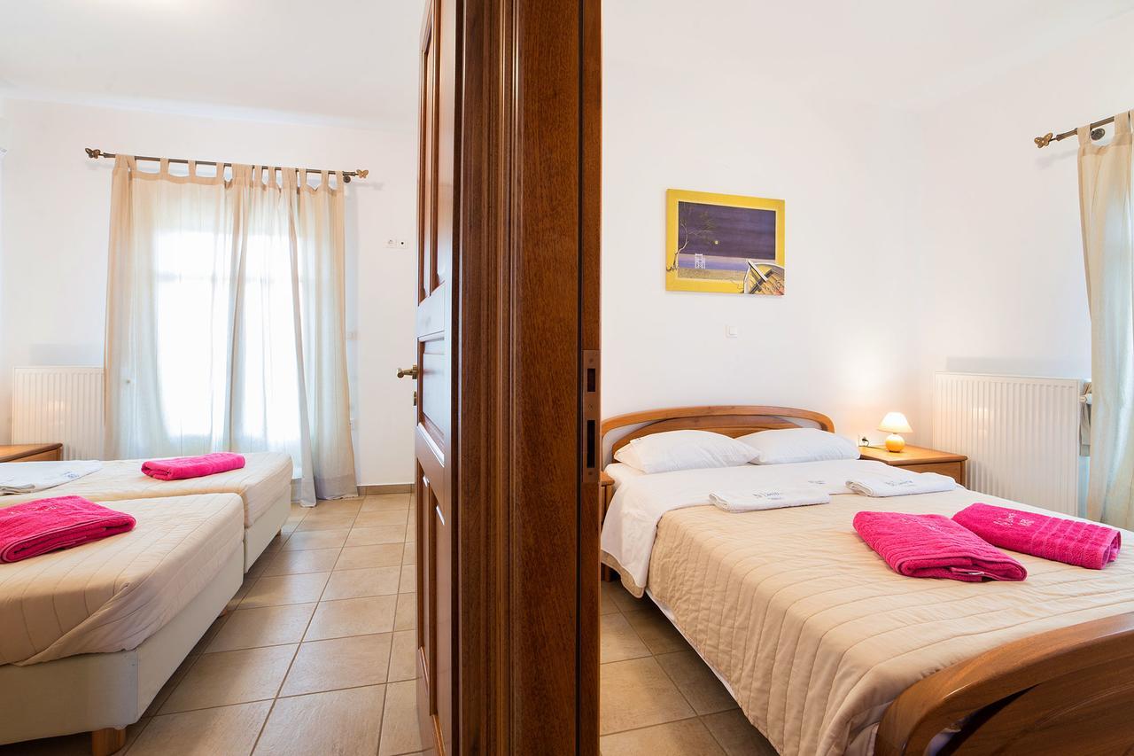 Villa San Dimitrio House On The Beach Logaras Exterior foto