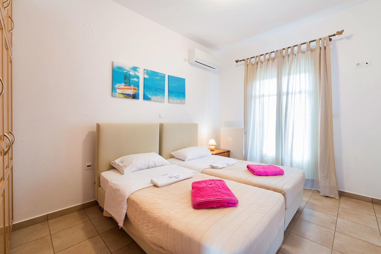 Villa San Dimitrio House On The Beach Logaras Exterior foto