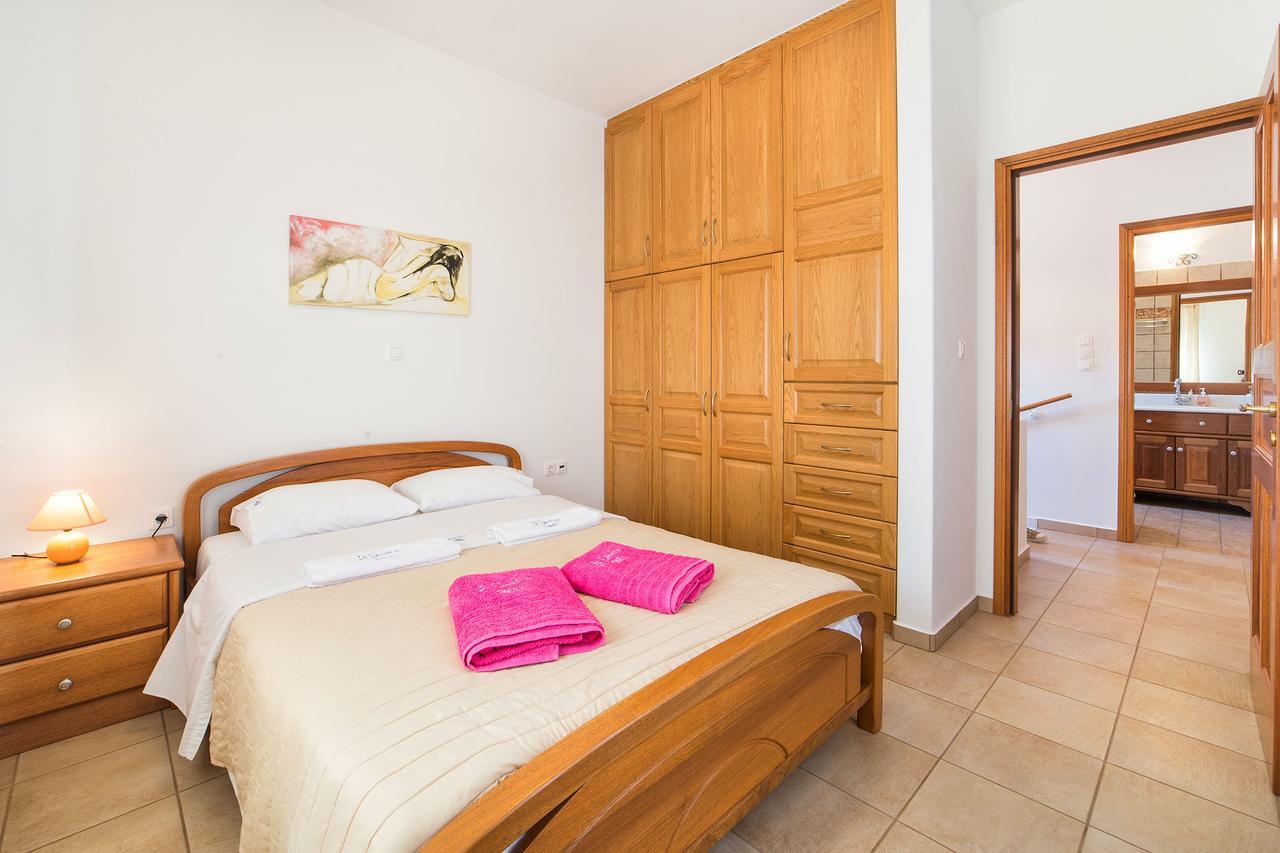 Villa San Dimitrio House On The Beach Logaras Exterior foto